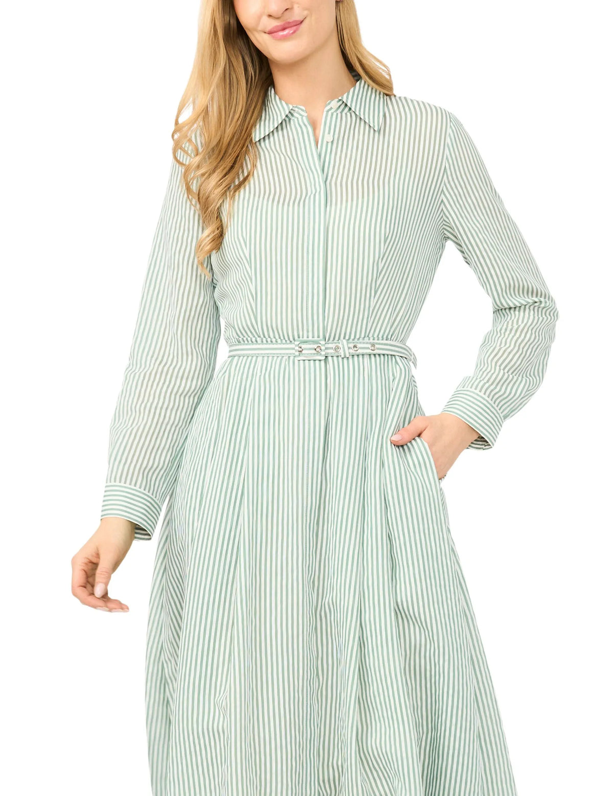 LIGHT GREEN