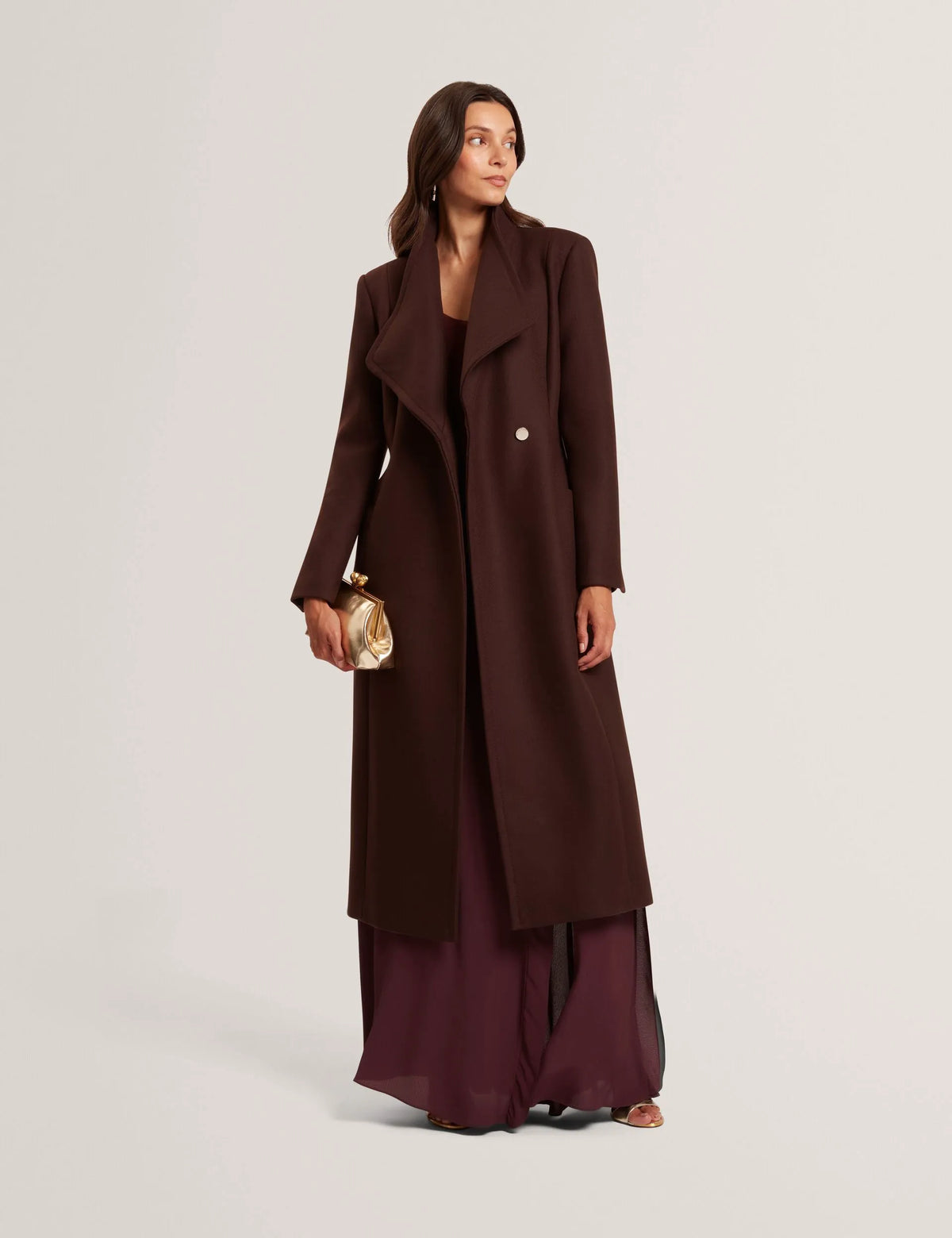 DARK BROWN