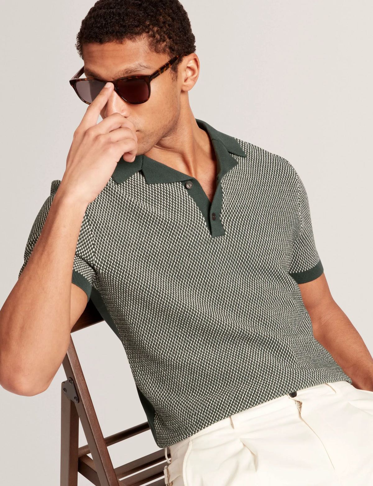 DARK GREEN