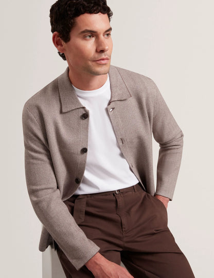 DARK BROWN