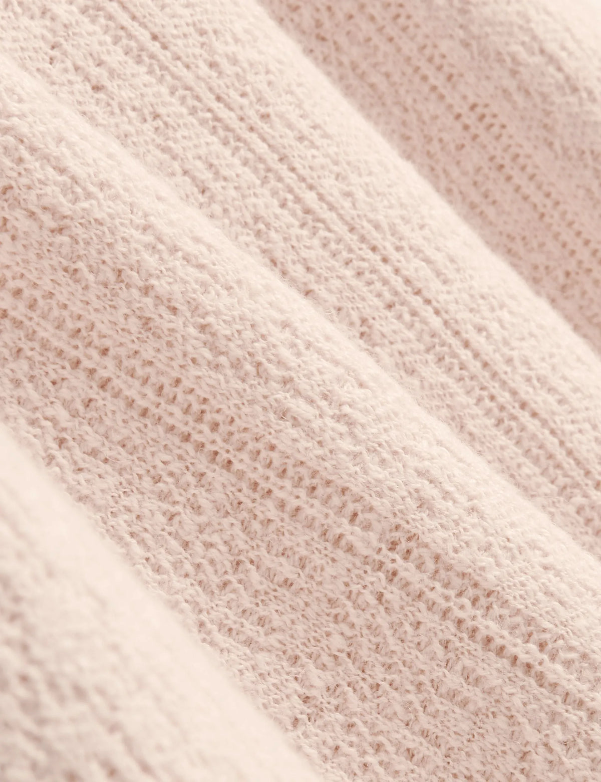 PALE PINK