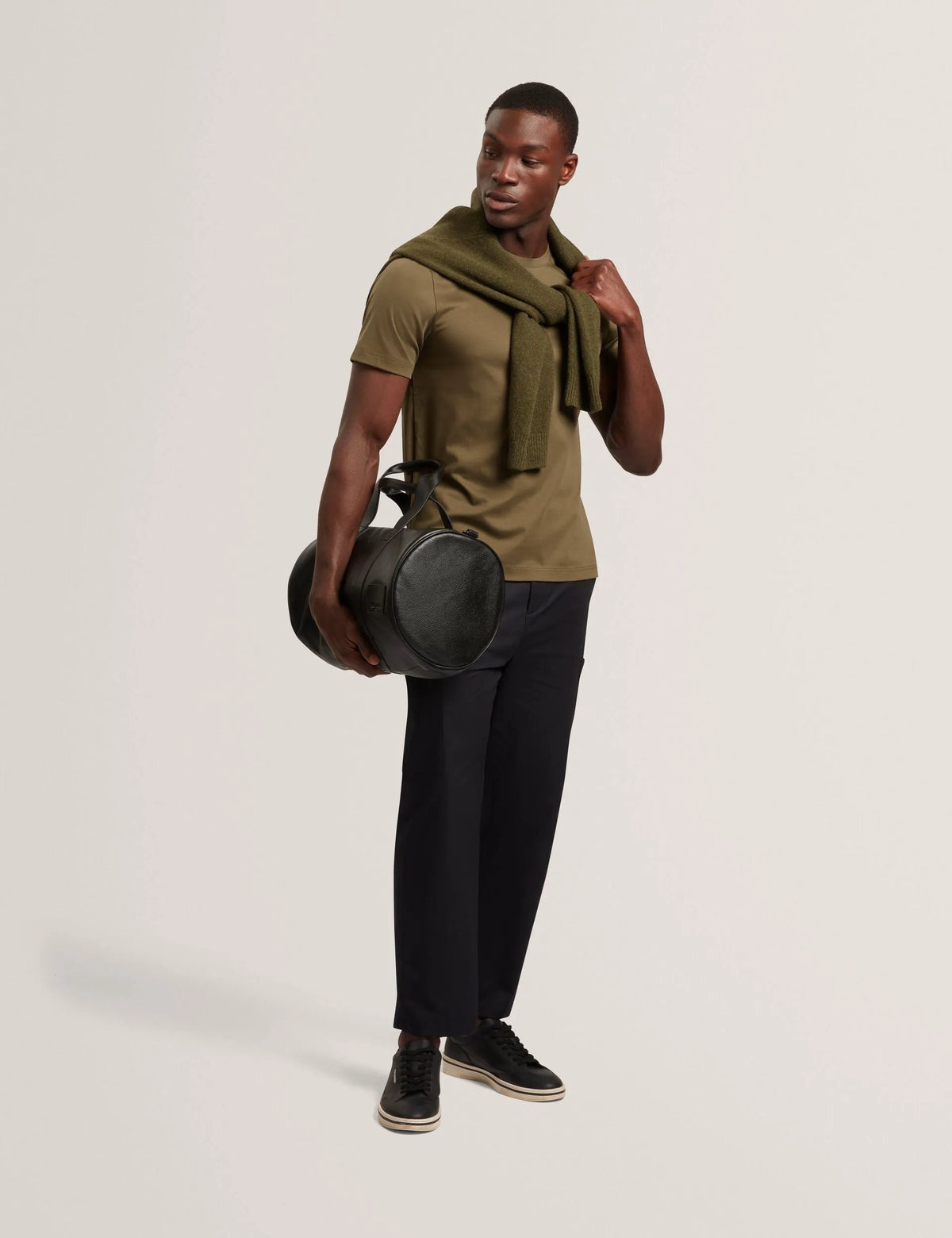 KHAKI