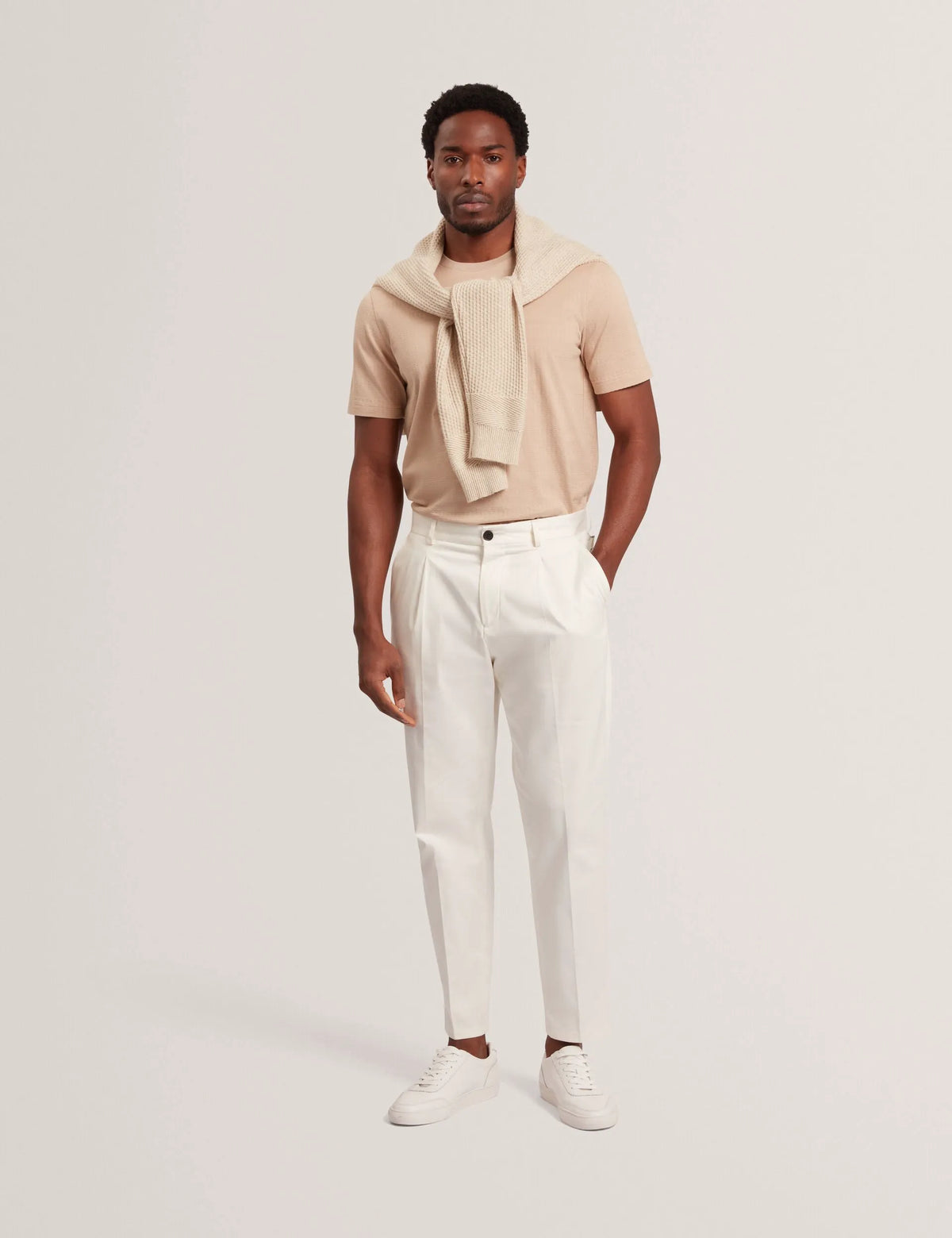 TAUPE
