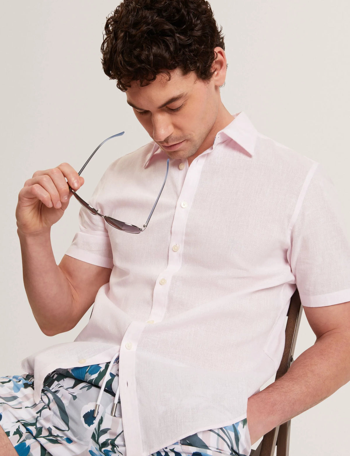 LIGHT PINK