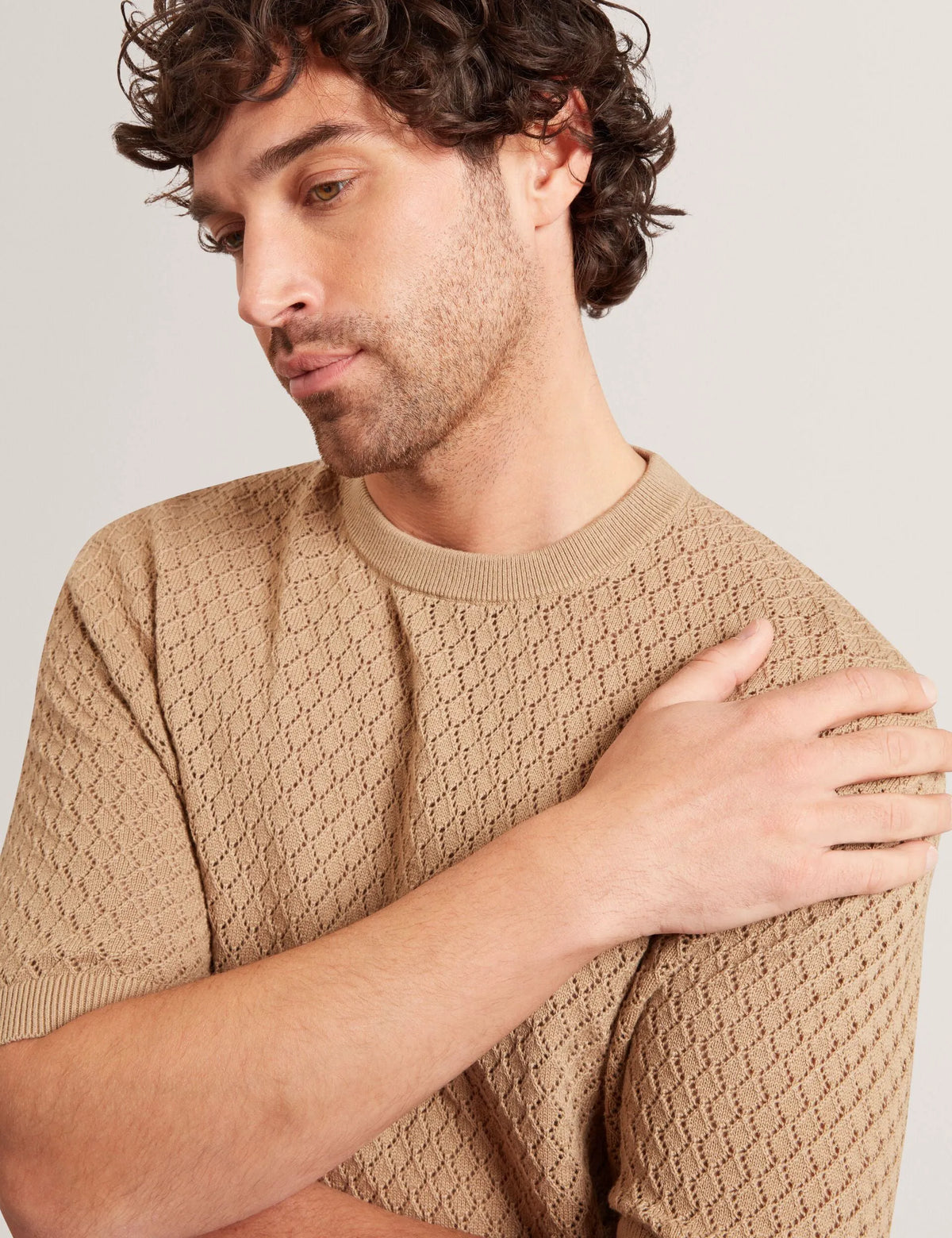 LIGHT BROWN