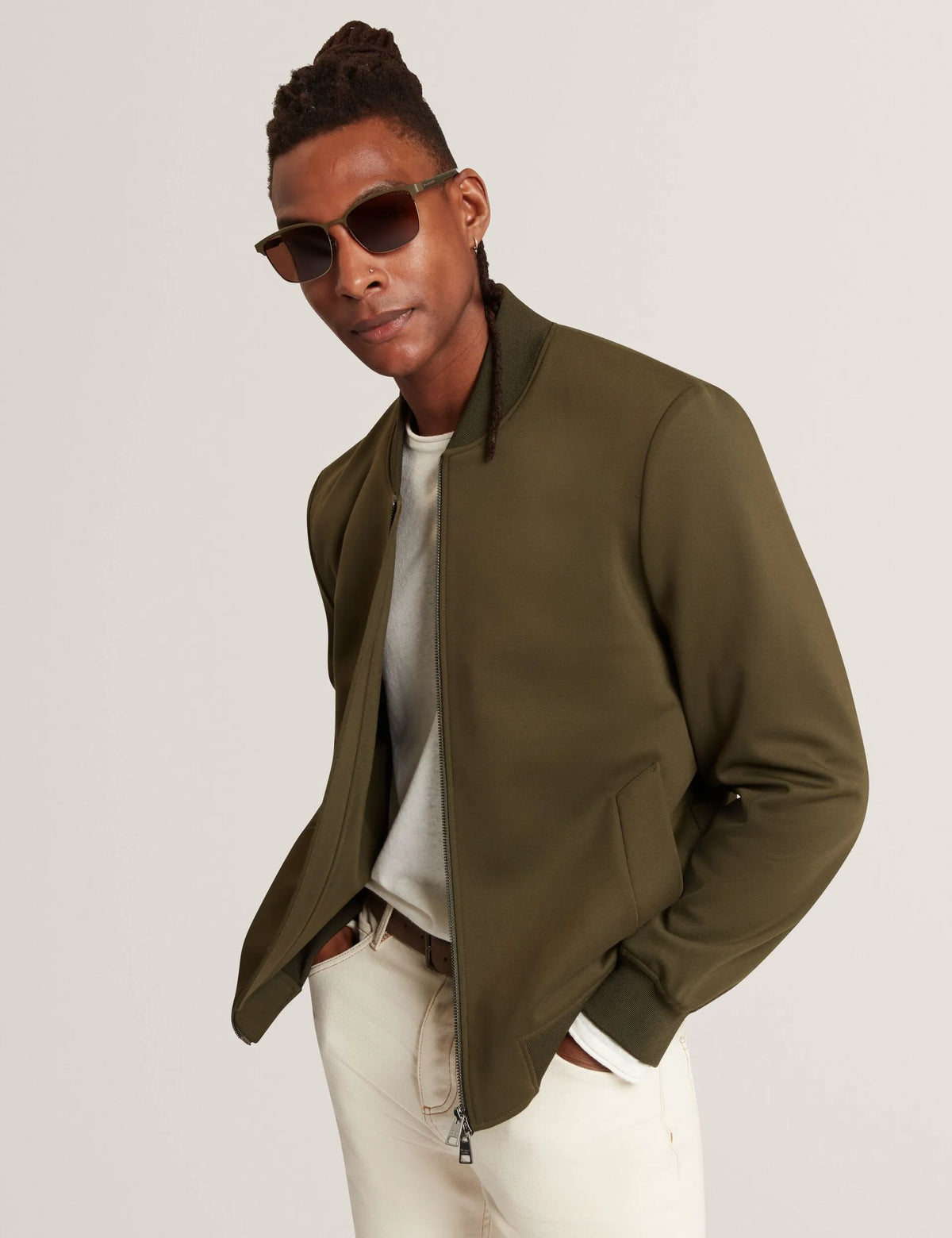 KHAKI