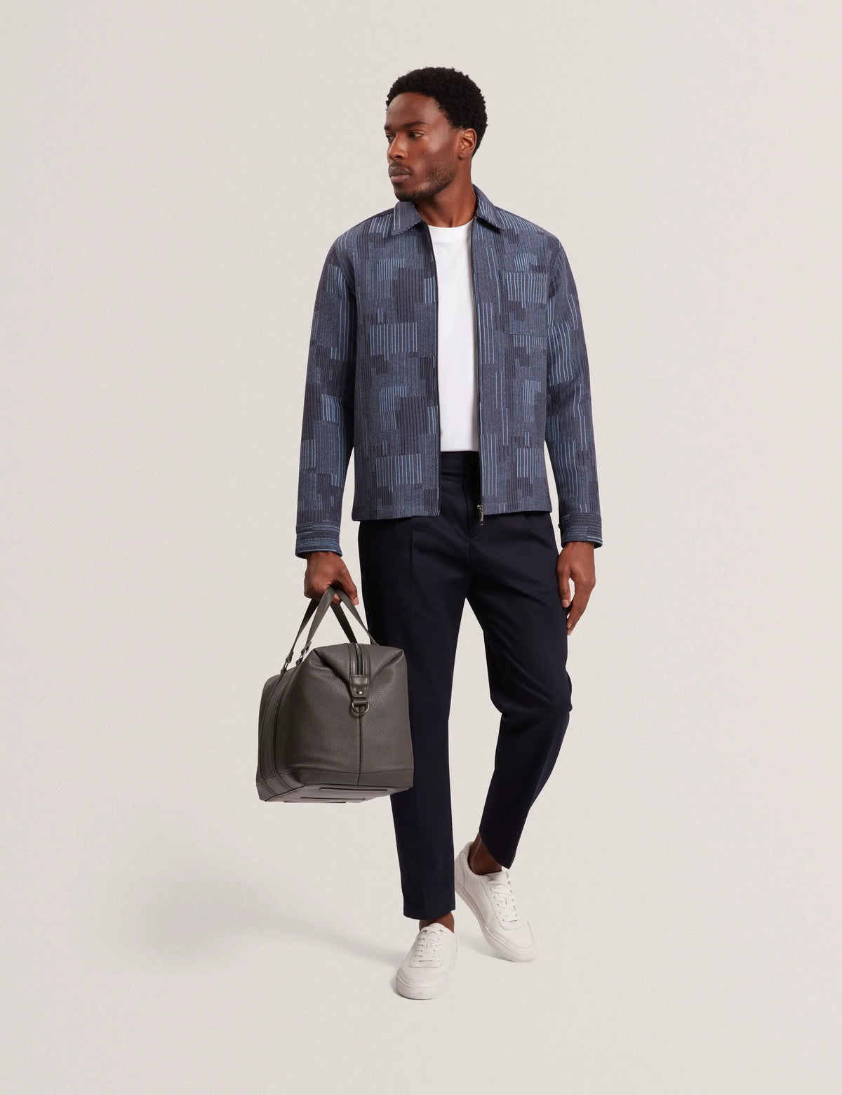 NAVY BLUE