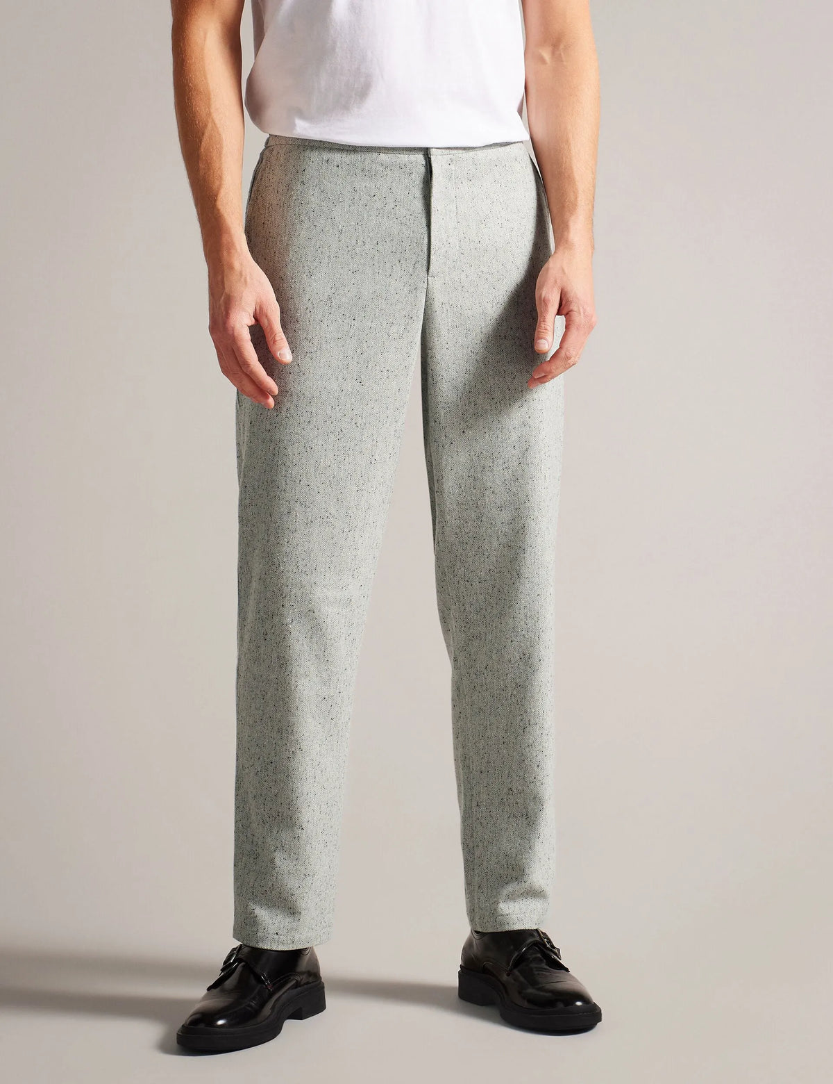 LIGHT GREY