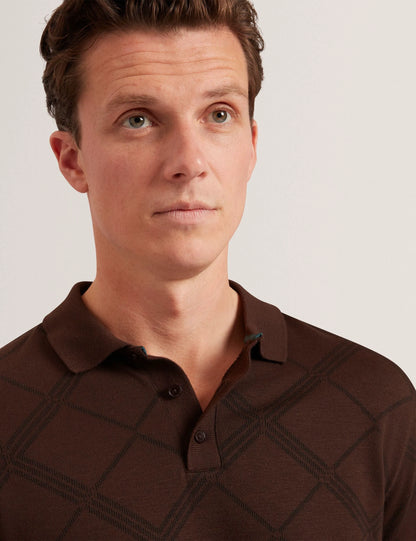 DARK BROWN