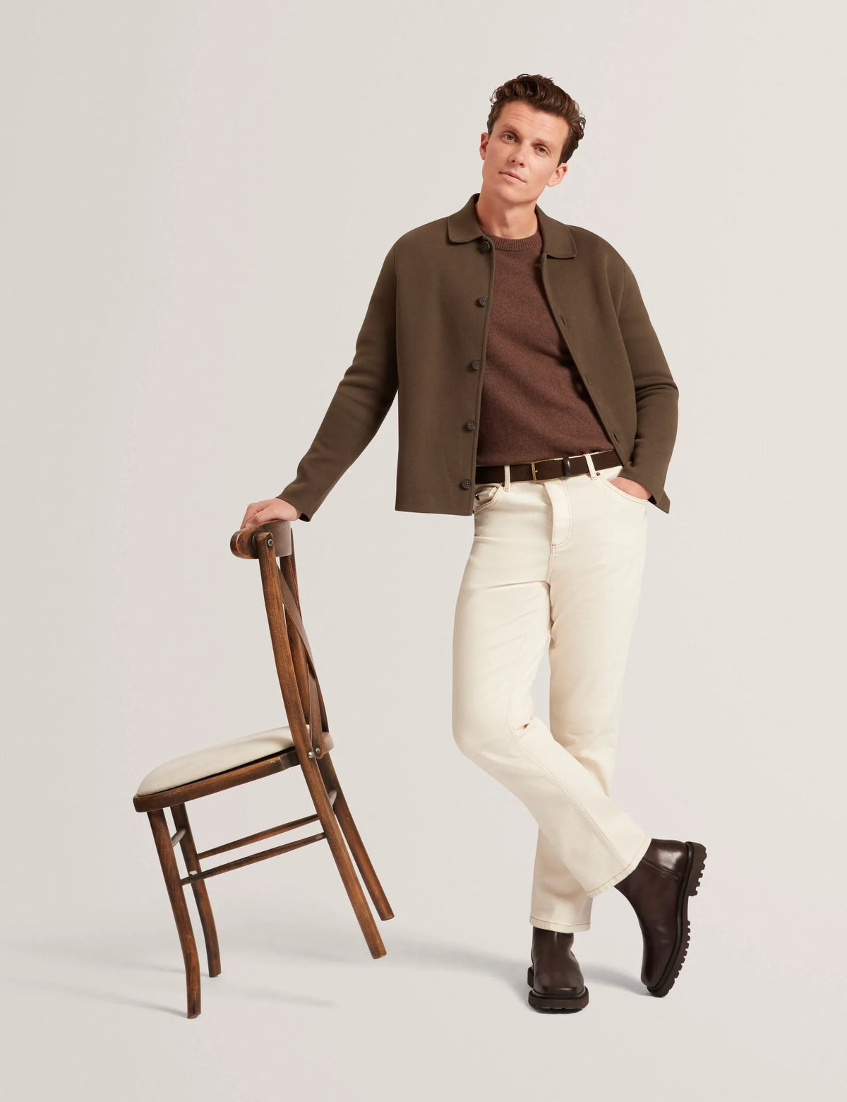 KHAKI