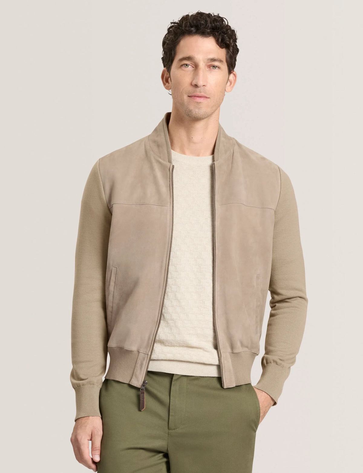 TAUPE