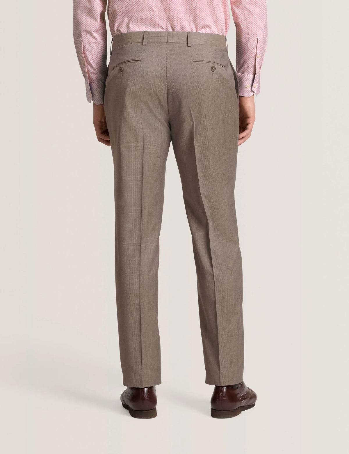 LIGHT BROWN